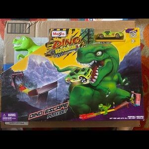 Dino car ramp play set